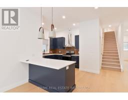 247 VICTORIA STREET - 10