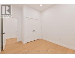 247 VICTORIA STREET - 21