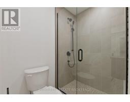 247 VICTORIA STREET - 32