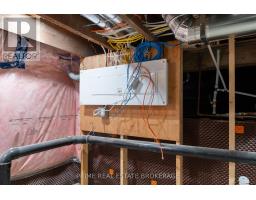 247 VICTORIA STREET - 36