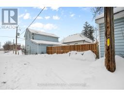 16 CENTRE STREET - 26