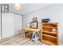 110 - 570 PROUDFOOT LANE - 25