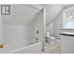 720 QUEENS AVENUE - 17