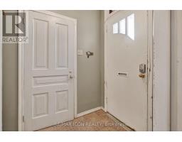 720 QUEENS AVENUE - 19