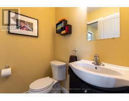 22910 HIGHBURY AVENUE N - 22