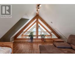 22910 HIGHBURY AVENUE N - 32