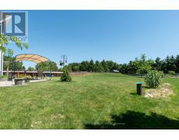 22910 HIGHBURY AVENUE N - 39