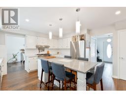 16 ACORN CRESCENT - 12