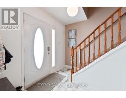 16 ACORN CRESCENT - 7