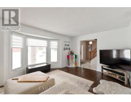 16 ACORN CRESCENT - 9