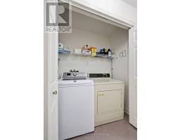 7 - 1331 COMMISSIONERS ROAD W - 31