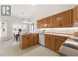 7 - 1331 COMMISSIONERS ROAD W - 32