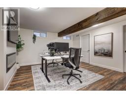 105 PENHALE AVENUE - 37