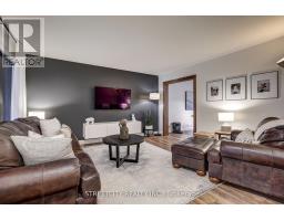 105 PENHALE AVENUE - 4