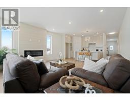 52 MOONLIGHT COURT - 13