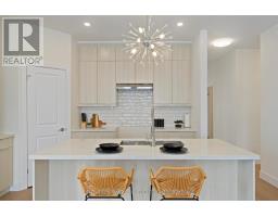 52 MOONLIGHT COURT - 9