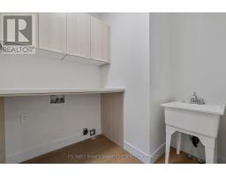 58 MOONLIGHT COURT - 16