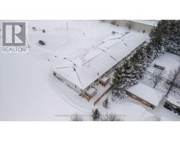 58 MOONLIGHT COURT - 23