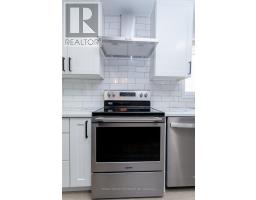 55 MELANIE DRIVE E - 12