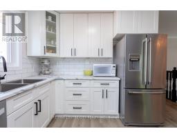 55 MELANIE DRIVE E - 14