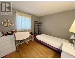 18 CORINTH COURT - 11