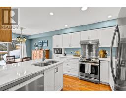 41 - 1100 BASELINE ROAD - 12