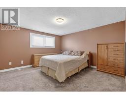 11 - 1095 JALNA BOULEVARD - 12