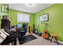 11 - 1095 JALNA BOULEVARD - 16