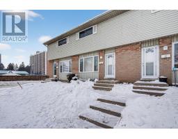 11 - 1095 JALNA BOULEVARD - 2