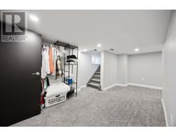 269 ROSS AVENUE - 17