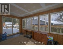 744 BARCLAY ROAD - 22