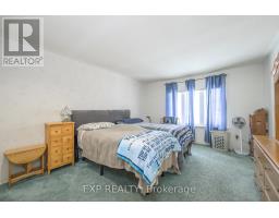 744 BARCLAY ROAD - 25