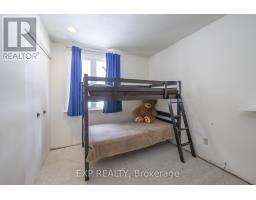 744 BARCLAY ROAD - 30