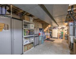 744 BARCLAY ROAD - 42