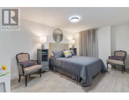 2215 CALLINGHAM DRIVE - 33