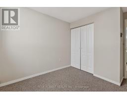 909 - 127 BELMONT DRIVE - 18