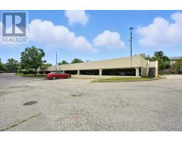 909 - 127 BELMONT DRIVE - 25