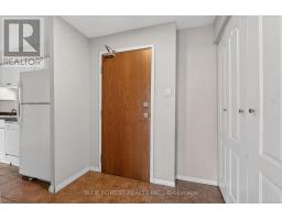 909 - 127 BELMONT DRIVE - 4