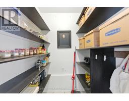 7641 LAKESHORE ROAD - 12