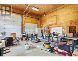 7641 LAKESHORE ROAD - 37