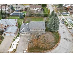 37 VIRGINIA CRESCENT - 2