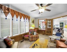 37 VIRGINIA CRESCENT - 27