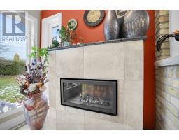 37 VIRGINIA CRESCENT - 34