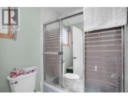 37 VIRGINIA CRESCENT - 37