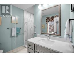 37 VIRGINIA CRESCENT - 45