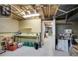 37 VIRGINIA CRESCENT - 50