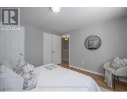 29 SASHA CRESCENT - 13