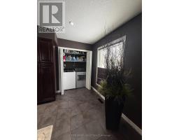 42 - 1500 RICHMOND STREET - 5