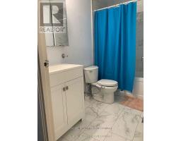 5 CAPRICE CRESCENT - 5