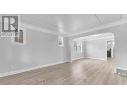 908 TRAFALGAR STREET - 3